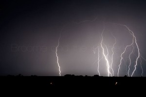 lightning that looks a bit like an elephant