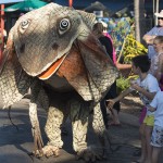 Frill neck lizard at 2015 Shinju Parade